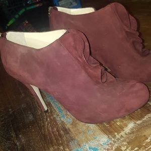 Valentino maroon ruffle booties